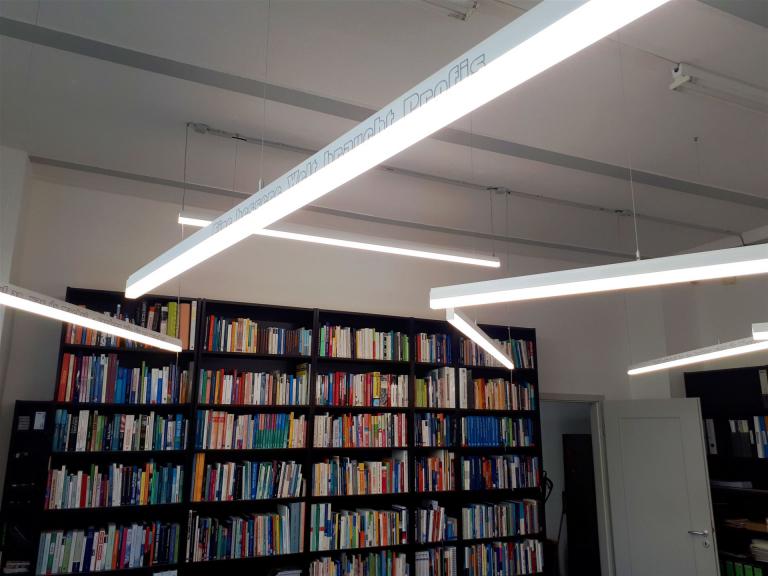 LED-Geschäftsbeleuchtung LED Lampen Architektendesign, Büro als individuelle Anfertigung mit Beschriftung