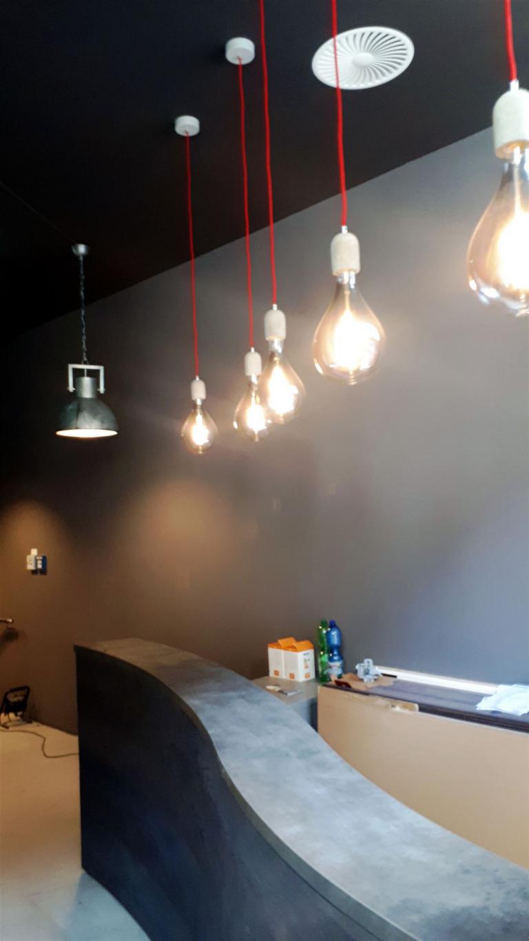 LED-Geschäftsbeleuchtung Sportstudio Schienesystem LED-Spot dimmbar